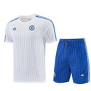 Chelsea FC, Chelsea, Stamford Bridge, Terrace Icons, Colección Icons, Camiseta Blanca y Pantalón Azul, Chelsea 26/27, Tienda Hincha Futbolero, Fútbol, Moda Retro, Coleccionismo, Ropa Exclusiva