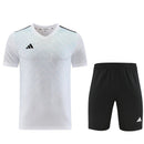 Conjunto de camiseta y pantalón corto Adidas - TIENDA HINCHA FUTBOLERO