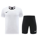 Conjunto de camiseta y pantalón corto Nike - TIENDA HINCHA FUTBOLERO
