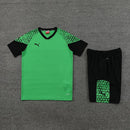 Conjunto de camiseta y pantalón corto Puma - TIENDA HINCHA FUTBOLERO