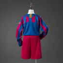 Conjunto infantil Barcelona retro 2005 2006 camiseta manga larga azulgrana y pantalón para niños calidad 1.1 premium Tienda Hincha Futbolero Barça Mini Kit Vintage Ronaldinho, Conjunto Barcelona infantil, Equipación Barça niño retro, Camiseta Barcelona 2005 niño manga larga, Pantalón Barcelona clásico infantil, Comprar ropa Barcelona 2006 niño, Calidad 1.1 premium niños, Barcelona Ronaldinho niño, Fútbol clásico infantil, Minikit Barça histórico.