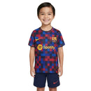 Conjunto Infantil Barcelona Pre-Partido 26/27 Camiseta y Pantalón - FC Barcelona, Barcelona, Barça, Spotify Camp Nou, Culés, Azulgrana, Pre-Partido, Pre-Match, Calentamiento, Infantil, Kids, Niños, Conjunto Infantil, Camiseta y Pantalón, Kit, Barcelona 26/27, Tienda Hincha Futbolero, Fútbol Español, camiseta oficial
