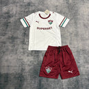 Conjunto Infantil Fluminense II 26/27 Camiseta y Pantalón - Fluminense, Flu, Tricolor das Laranjeiras, Maracaná, Infantil, Niños, Conjunto Infantil, Camiseta y Pantalón, Segunda Equipación, Away Kit, Kit Completo, Fluminense 26/27, Tienda Hincha Futbolero, Fútbol Brasileño, kit infantil reserva fluminense oficial