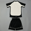 Conjunto Infantil Manchester United 100 Años 2001/02 Camiseta y Pantalón Retro - TIENDA HINCHA FUTBOLERO