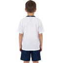 Conjunto infantil del Manchester United retro temporada 2008 2009 de camiseta blanca de visitante y pantalón corto de niño Tienda Hincha Futbolero, Conjunto infantil Manchester United retro, Equipación Manchester United niño 2008, Camiseta blanca Manchester United 2009 niño, Ropa del Manchester United para niños original, Comprar mini kit retro Manchester United, Calidad premium Manchester United infantil, Camiseta fútbol niño blanca, Ropa deportiva vintage infantil, Uniforme de fútbol retro para niño CR7.