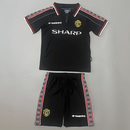 Conjunto Infantil Manchester United III 1998/99 Camiseta y Pantalón Retro - TIENDA HINCHA FUTBOLERO