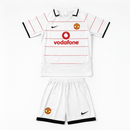 Conjunto Infantil Manchester United III 2004/05 Camiseta y Pantalón Retro - TIENDA HINCHA FUTBOLERO