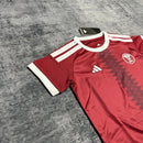 Conjunto Infantil Qatar I 26/27 Camiseta y Pantalón - TIENDA HINCHA FUTBOLERO