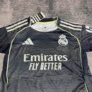 Conjunto Infantil Real Madrid II 25/26 Camiseta y Pantalón - TIENDA HINCHA FUTBOLERO