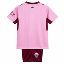 Conjunto Infantil Valencia III 26/27 Camiseta y Pantalón - Valencia CF, Valencia, Mestalla, La Liga, Spanish Football, 2026, 2027, Conjunto Infantil, Kids Kit, Youth Jersey, Camiseta y Pantalon, Tercera Equipacion, Third Kit, Rosa, Pink, Rojo, Red, Ninos, Kids, Infantil, Tienda Hincha Futbolero, Futbol Espanol, Ropa Oficial