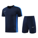 Conjunto de camiseta y pantalón corto Nike