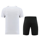 Conjunto de camiseta y pantalón corto Nike