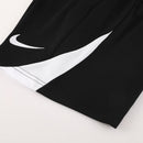 Conjunto de camiseta y pantalón corto Nike