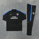 Chándal hombre Atlético de Madrid sudadera y pantalón largo negro entrenamiento temporada 2026 2027 calidad 1.1 oficial, Atlético de Madrid 2026, Chándal Atleti negro, Ropa entrenamiento Atleti, Equipación Atlético Madrid barata, Calidad 1.1 Colchonero, Tienda Hincha Futbolero, Metropolitano, Bloke Core 2026, Sudadera negra Atleti, Regalo fútbol España.
