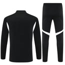 Liverpool 2026, Conjunto entrenamiento Liverpool 2026 negro, Ropa oficial Liverpool FC, Equipación entrenamiento Reds, Sudadera Salah entrenamiento, Regalo fútbol hombre Liverpool, Sudadera Liverpool oficial training, Indumentaria técnica Premier League, Liverpool training kit 2026, Comprar ropa Liverpool barata.