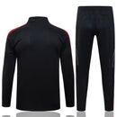 CONJUNTO LARGO LIVERPOOL ENTRENAMIENTO 25/26 HOMBRE - TIENDA HINCHA FUTBOLERO