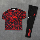 Liverpool 2026, Conjunto entrenamiento Liverpool 2026 negro rojo, Ropa oficial Liverpool FC, Equipación entrenamiento Reds, Sudadera Salah entrenamiento, Regalo fútbol hombre Liverpool, Sudadera Liverpool oficial training, Indumentaria técnica Premier League, Liverpool training kit 2026, Comprar ropa Liverpool barata
