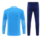 Conjunto entrenamiento hombre Manchester City temporada 2025 2026 oficial azul sudadera y pantalón técnica transpirable pro premier league sky blue.