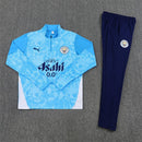 Conjunto entrenamiento hombre Manchester City temporada 2025 2026 oficial azul sudadera y pantalón técnica transpirable pro premier league sky blue.