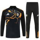 Conjunto largo hombre Real Madrid x Marvel temporada 2026 2027 sudadera y pantalón negro entrenamiento calidad 1.1 premium edición limitada.