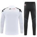 Conjunto entrenamiento Real Madrid x Marvel 2026 2027 hombre sudadera y pantalón largo edición especial calidad 1.1 oficial Tienda Hincha Futbolero Real Madrid Marvel Suit, Conjunto Real Madrid Marvel 2026, Chándal Real Madrid 2027, Sudadera entrenamiento Real Madrid, Pantalón Real Madrid Marvel, Comprar conjunto Real Madrid especial, Calidad 1.1 premium, Ropa Real Madrid Marvel hombre, Moda deportiva Real Madrid, Madridista Marvel Edition.