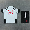 Conjunto Liverpool Entrenamiento 26/27 Camiseta y Pantalón - TIENDA HINCHA FUTBOLERO