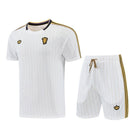 Conjunto Manchester United Terrace Icons 26/27 Camiseta y Pantalón Blanco - TIENDA HINCHA FUTBOLERO