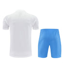 Conjunto Real Madrid 25/26 Camiseta Blanca y Pantalón Azul - TIENDA HINCHA FUTBOLERO