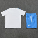 Conjunto Real Madrid 25/26 Camiseta Blanca y Pantalón Azul - TIENDA HINCHA FUTBOLERO