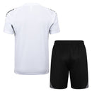 Conjunto Real Madrid 25/26 Camiseta Blanca y Pantalón Negro - TIENDA HINCHA FUTBOLERO