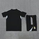 Conjunto Real Madrid 25/26 Camiseta y Pantalón Negro - TIENDA HINCHA FUTBOLERO