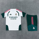 Conjunto Real Madrid 26/27 Camiseta Blanca y Pantalón Verde - TIENDA HINCHA FUTBOLERO