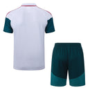 Conjunto Real Madrid 26/27 Polo Blanca y Pantalón Verde - TIENDA HINCHA FUTBOLERO