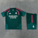 Tienda Hincha Futbolero, Real Madrid 26/27, Conjunto entrenamiento Real Madrid, Real Madrid verde, Training kit Real Madrid, Ropa de entrenamiento fútbol, Real Madrid oficial, Comprar conjunto Real Madrid, Equipación entrenamiento Madrid, Camiseta y pantalón Real Madrid, Tienda fútbol online, Santiago Bernabéu, Merengues.