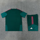Tienda Hincha Futbolero, Real Madrid 26/27, Conjunto entrenamiento Real Madrid, Real Madrid verde, Training kit Real Madrid, Ropa de entrenamiento fútbol, Real Madrid oficial, Comprar conjunto Real Madrid, Equipación entrenamiento Madrid, Camiseta y pantalón Real Madrid, Tienda fútbol online, Santiago Bernabéu, Merengues.