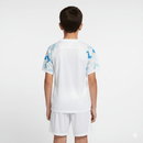 Inter Milán 2026 infantil, Conjunto Inter niño, Equipación infantil Inter de Milán, Ropa oficial Inter niños, Kit fútbol infantil barato, Regalo fútbol niño Inter, Camiseta blanca Inter infantil, Jersey Inter 25/26 kids, Nerazzurri lifestyle kit, Comprar conjunto barato, Tienda Hincha Futbolero.