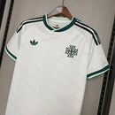 Camiseta hombre selección Irlanda temporada 2026 2027 segunda equipación detalles verdes calidad 1.1 premium Tienda Hincha Futbolero. Irlanda 2026, Camiseta Irlanda 2027, Ireland Away Jersey, Ropa Irlanda fútbol, Camiseta Irlanda blanca, Calidad 1.1 Irlanda, Boys in Green, Tienda Hincha Futbolero, Ireland Retro Jersey 26/27.