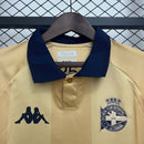 Camiseta oficial del Deportivo La Coruña edición especial Oro 2025 2026 manga larga para hombre de Tienda Hincha Futbolero, Camiseta Deportivo La Coruña, Dépor 2025/26, Camiseta Dépor dorada, Jersey Deportivo La Coruña manga larga, Ropa oficial Dépor, Comprar camiseta La Coruña especial, Calidad premium deportivista, Riazor moda, La Coruña 2026.