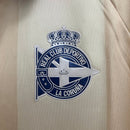 Camiseta oficial del Deportivo La Coruña edición especial Oro 2025 2026 manga larga para hombre de Tienda Hincha Futbolero, Camiseta Deportivo La Coruña, Dépor 2025/26, Camiseta Dépor dorada, Jersey Deportivo La Coruña manga larga, Ropa oficial Dépor, Comprar camiseta La Coruña especial, Calidad premium deportivista, Riazor moda, La Coruña 2026.