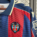 Camiseta hombre Levante UD temporada 2025 2026 primera equipación oficial azulgrana fútbol técnica transpirable Granota Valencia.