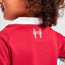 Conjunto infantil fútbol Liverpool FC temporada 2025 2026 kit camiseta roja y pantalón corto niño calidad 1.1 oficial, Liverpool Infantil, Kit Liverpool niños, Conjunto Liverpool 2025, Camiseta Liverpool niño, Ropa fútbol infantil barata, Calidad 1.1 infantil, Regalo fútbol niño, Tienda Hincha Futbolero, Premier League Kids.
