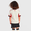 Liverpool infantil, Conjunto niño Liverpool, Kit 25/26 Liverpool, Ropa Liverpool blanca, Camiseta niño Premier League, Mini kit Liverpool, Calidad 1.1 infantil, Nueva colección 2025, Regalo fútbol niños, Tienda Hincha Futbolero.