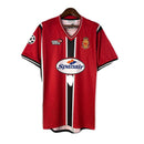 Camiseta hombre RCD Mallorca temporada 2001 2002 primera equipación roja detalles negros retro calidad 1.1 premium Samuel Eto'o Tienda Hincha Futbolero. Mallorca 2001, Mallorca 2002, Camiseta Mallorca retro, Ropa Mallorca clásica, Camiseta Mallorca roja, Calidad 1.1 Mallorca, Eto'o 2001, Son Moix Retro, Tienda Hincha Futbolero, Mallorca Retro Jersey 01/02 red.