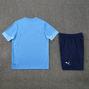 Conjunto entrenamiento hombre Manchester City temporada 2025 2026 oficial azul camiseta y pantalón técnica transpirable pro premier league.