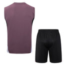 Manchester United 2025, Conjunto Man United 25/26, Entrenamiento United sin mangas, Ropa Manchester United morada, Kit entrenamiento púrpura, Camiseta regata United, Calidad 1.1 United, Nueva colección 2025, Regalo fútbol hombre, Tienda Hincha Futbolero.