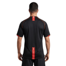 Camiseta hombre Manchester United temporada 2007 2008 segunda equipación negra franja roja trasera retro calidad 1.1 premium Tienda Hincha Futbolero. Manchester United 2007, Manchester United 2008, Camiseta Man Utd negra, Ropa Manchester United retro, Camiseta United visitante, Calidad 1.1 United, Cristiano Ronaldo 2008, Tienda Hincha Futbolero, Man Utd Retro Jersey 07/08