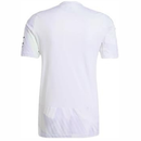 Camiseta hombre Manchester United versión jugador segunda equipación blanca temporada 2025 2026 calidad 1.1 oficial, Manchester United 2025 jugador, Camiseta United versión jugador, Camiseta blanca Manchester United, Camiseta fútbol profesional, Calidad 1.1 United, Tienda Hincha Futbolero, Premier League 2026, Bloke Core United, Regalo fútbol hombre Manchester, Jersey United authentic 25/26.