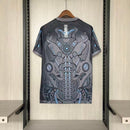 Camiseta hombre Napoli temporada 2025 2026 edición especial gris calidad 1.1 premium oficial partenopei serie a. Napoli 2025, Camiseta Napoli gris, Napoli Special Edition, Ropa Napoli barata, Equipación Nápoles 25/26, Calidad 1.1 Napoli, Serie A Gear, Tienda Hincha Futbolero, Camiseta Gris Napoli.