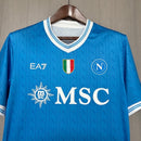 Napoli 2026, Camiseta Napoli oficial, Camiseta azul Napoli, Ropa oficial Azzurra, Camiseta fútbol italiana, Regalo fútbol hombre Napoli, Camiseta Maradona, Jersey Napoli 25/26, Bloke Core kit, Comprar camiseta barata, Tienda Hincha Futbolero.
