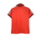 Camiseta hombre CA Osasuna temporada 1996 1997 primera equipación roja cuello polo retro calidad 1.1 premium Tienda Hincha Futbolero. Osasuna 1996, Osasuna 1997, Camiseta Osasuna retro, Ropa Osasuna clásica, Camiseta Osasuna roja, Calidad 1.1 Osasuna, El Sadar Retro, Tienda Hincha Futbolero, Osasuna Retro Jersey 96/97.